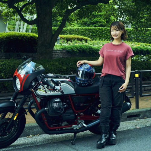 元AKB48平嶋夏海の愛車はイタリアのメーカー「モト・グッツィ」！競技にも積極的なバイク女子の気になるコト・モノ