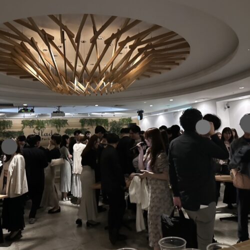 パーティー形式のイベント参加には、新しい出会い以外にも得るものが多い