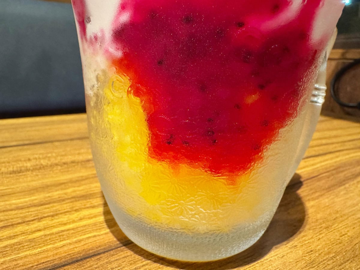 びくドンの「かき氷」は、ちょうど良いザクザクとした食感を楽しめる“ソフトストロング系”