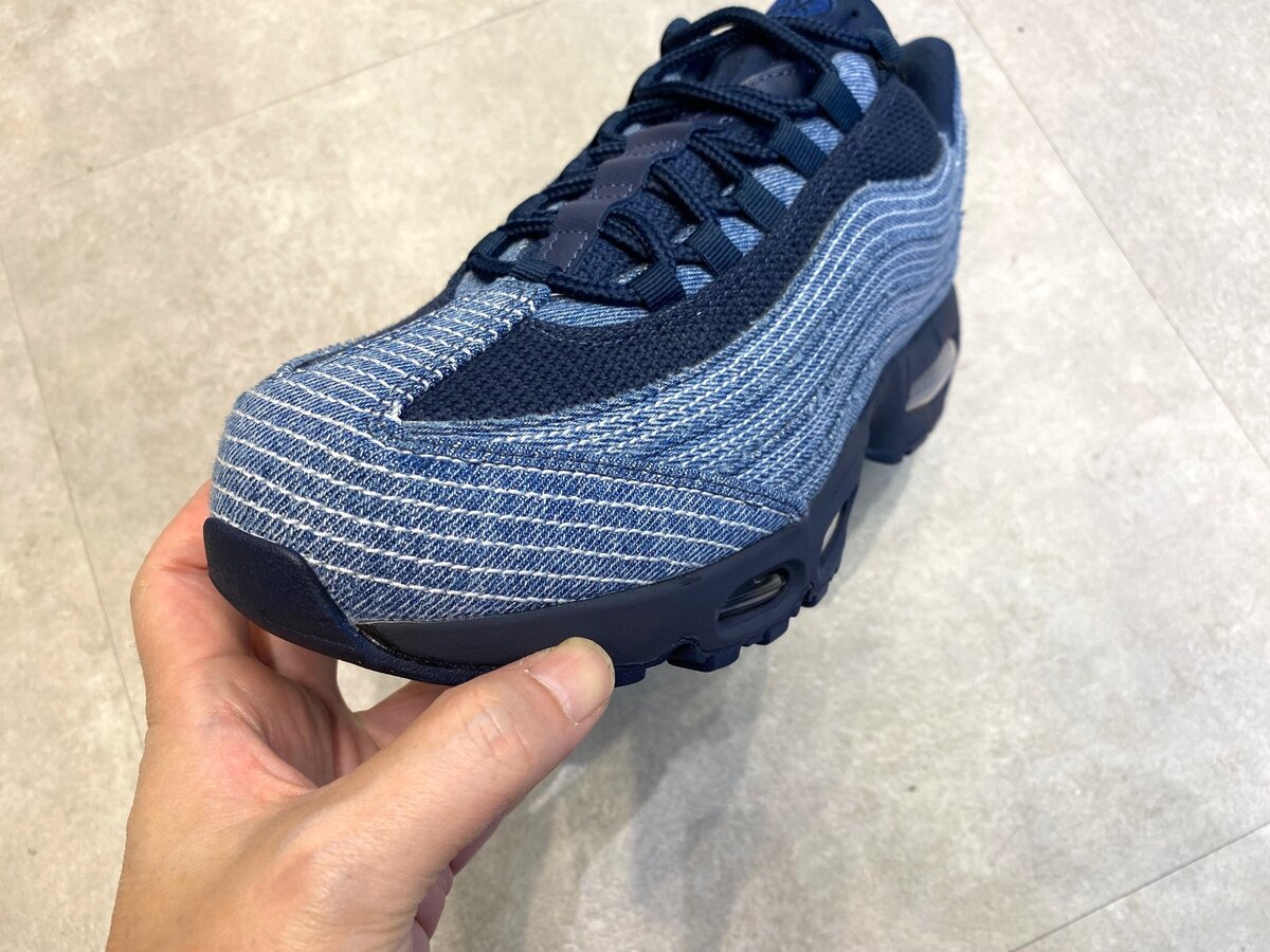Levi's × Nike（リーバイス × ナイキ）のエアマックス95 OG "デニムブルー"