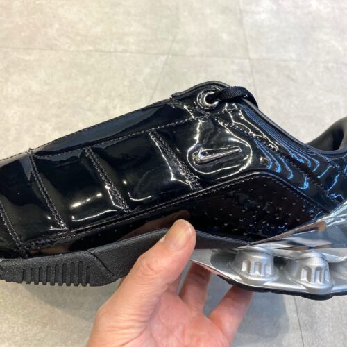 Maha Amsterdam × Nike（マハ・アムステルダム × ナイキ）のウィメンズ トータル90 ショックス マジア 