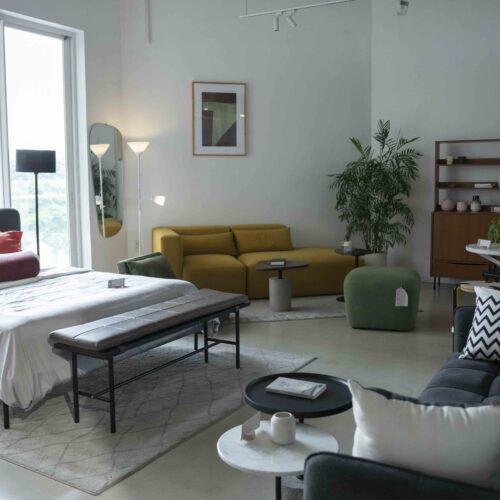 ベトナム家具メーカー「MAKE MY HOME」のショールーム