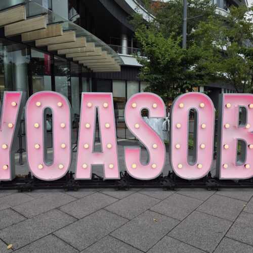 YOASOBI 電飾看板