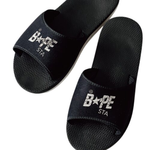 スタイリスト・大久保篤志さんの“MY BAPE®”　サンダル