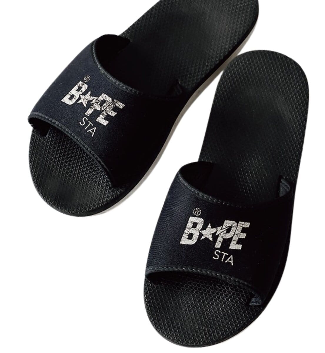 スタイリスト・大久保篤志さんの“MY BAPE®”　サンダル