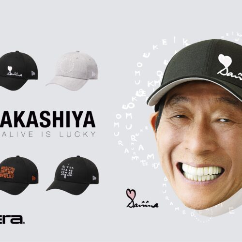 よしもとエンタメショップ (新宿店、なんば店、大阪国際空港店)、Cheeky’s store、「ニューエラ」の一部直営店及びオンラインストアと一部正規ディーラーにて、8月22日（金）より順次発売を開始する予定だ。