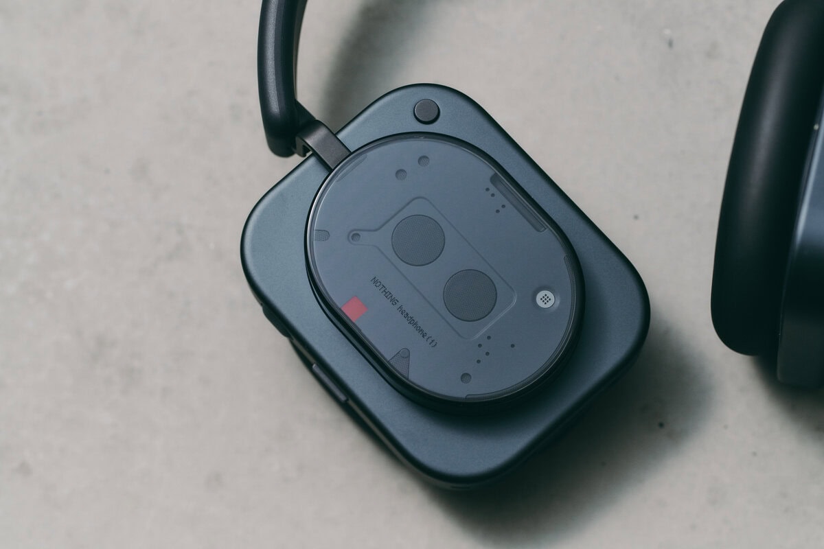 「これぞNo.1おしゃれヘッドホン」“透ける”デザインの新定番…Nothing初の「Headphone (1)」を徹底レビューしてみた