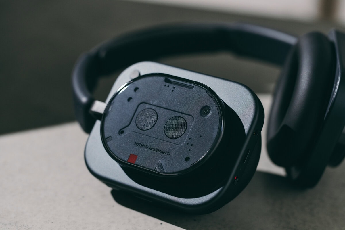 「これぞNo.1おしゃれヘッドホン」“透ける”デザインの新定番…Nothing初の「Headphone (1)」を徹底レビューしてみた