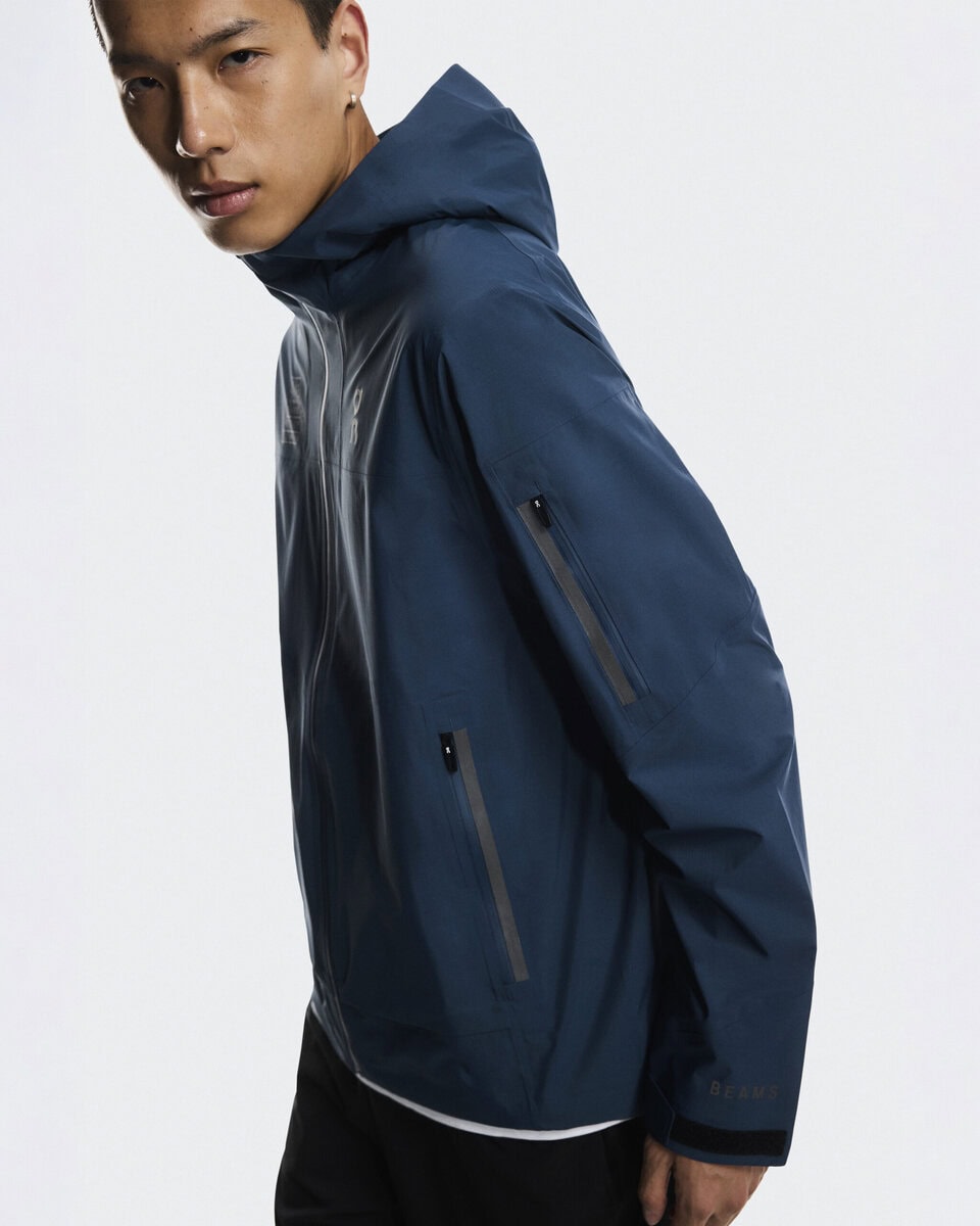 On × BEAMS × REI Co-op Trek Jacket ¥39,600