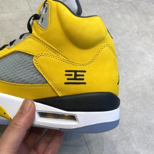 Nike（ナイキ）のエアジョーダン5 レトロ 