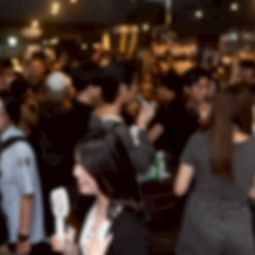 裏垢女子や裏垢男子といった人々が集まるという“裏垢オフ会”に潜入