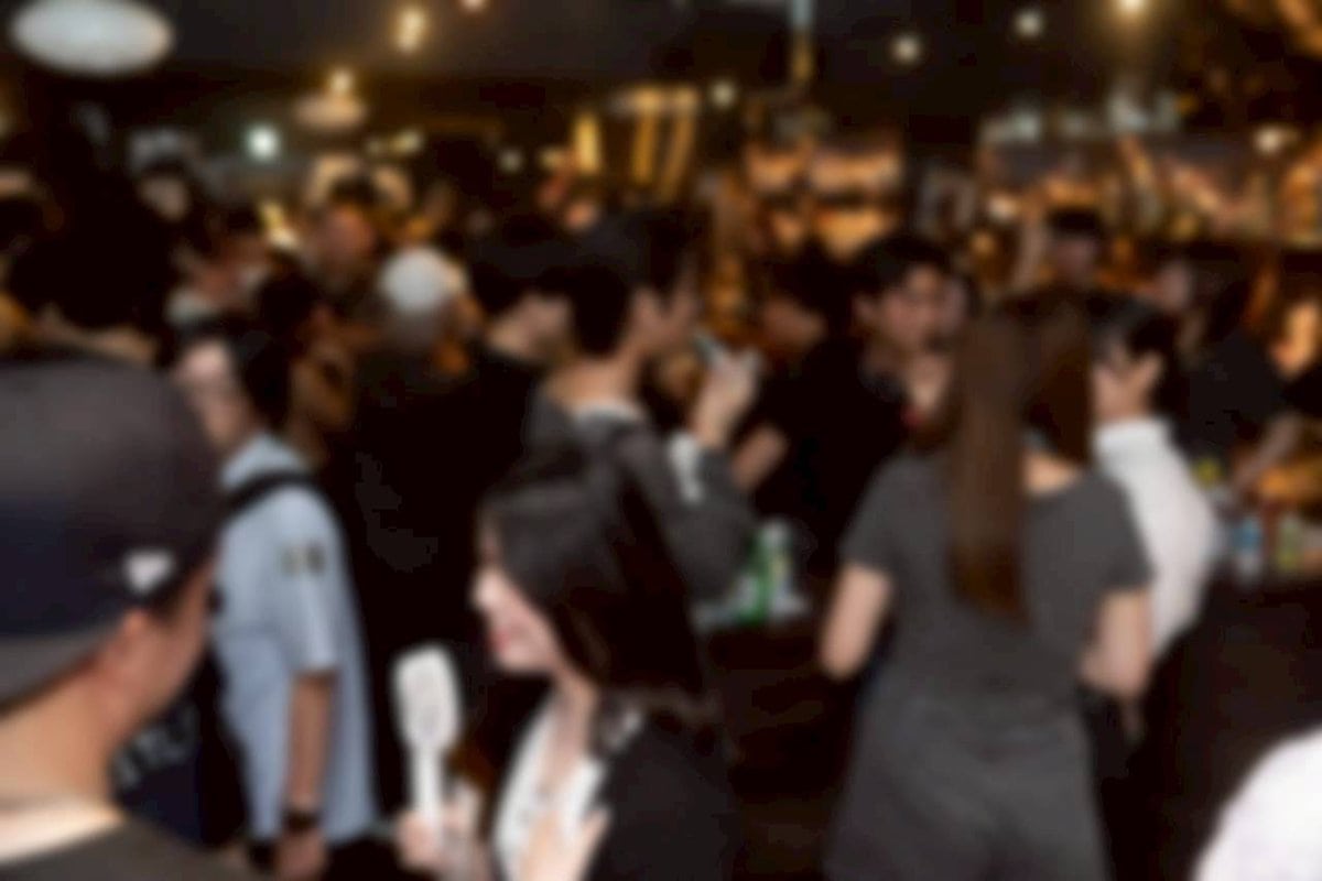 裏垢女子や裏垢男子といった人々が集まるという“裏垢オフ会”に潜入