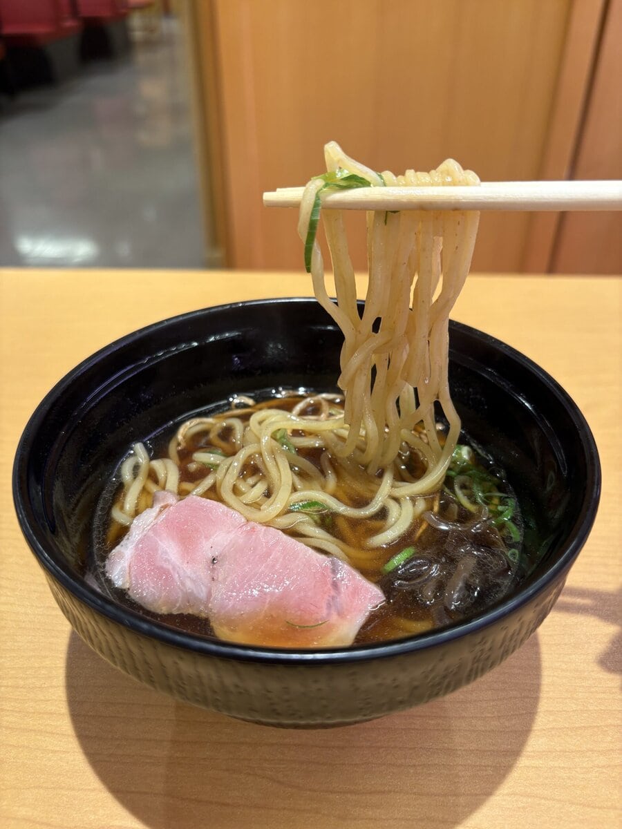 スシロー　観月の宴 原神コラボ限定ステッカー付き 復刻醤油ラーメン