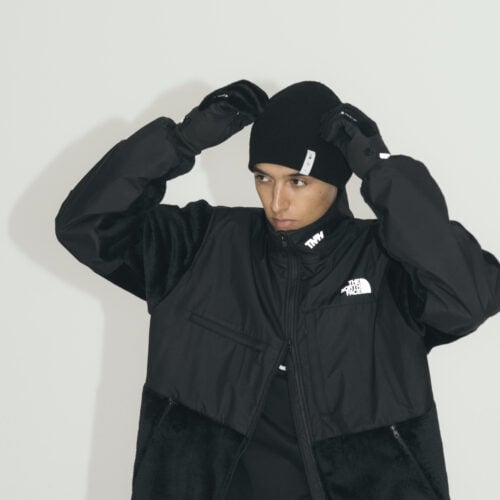 メンズ、ウィメンズ、ユニセックスと、HEAD TO TOEで展開するTNFHのファイナルコレクション。トライルランニングだけではなく、街着としてもモダンな佇まいとなっている。ぜひともお気に入りのワンアイテムを手に入れていただきたい。