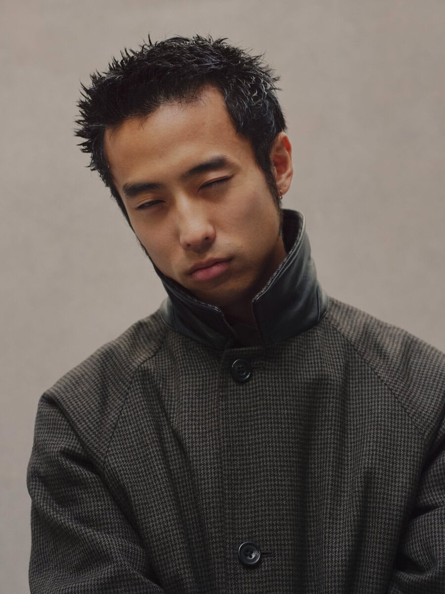 そして今、次の世代を象徴する存在として、唯一無二の雰囲気と表現力を持つ俳優・佐藤緋美を迎え、MEN’S BIGIの物語は次の章へと歩みを進めていく。