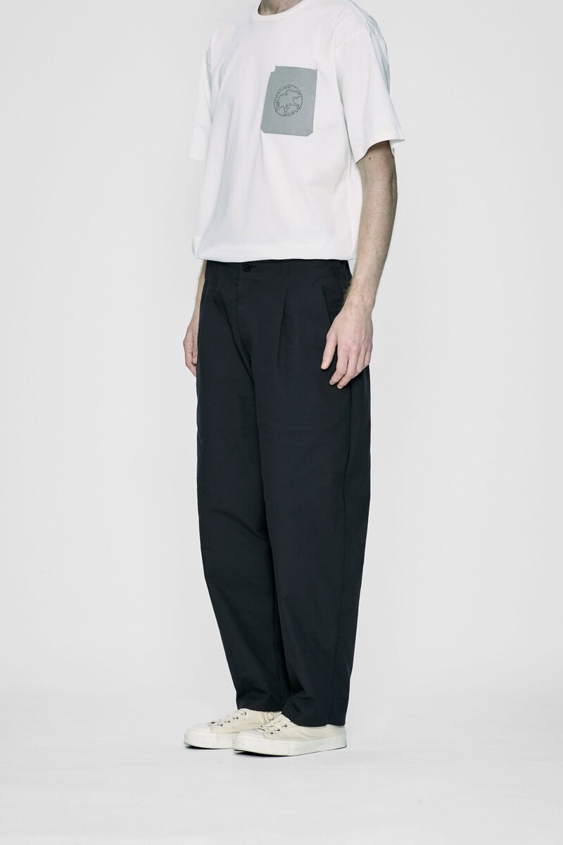 ATY STRETCH WOVEN ONE TUCK CURVE PANTS ¥39,600