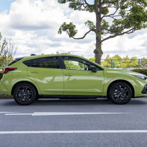 スバル インプレッサ e-BOXER ST-H