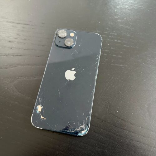 以前使っていたiPhone13。今までありがとう…