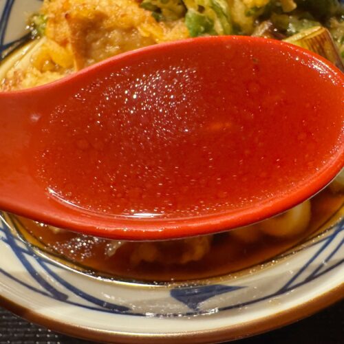甘くて濃いめの醤油ベースのだし