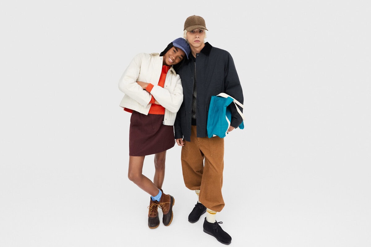 英国らしさを感じる新たな冬のワードローブ UNIQLO and JW ANDERSON（ユニクロ アンド JW アンダーソン）。2025年秋冬コレクションが2025年10月17日（金）より発売する。