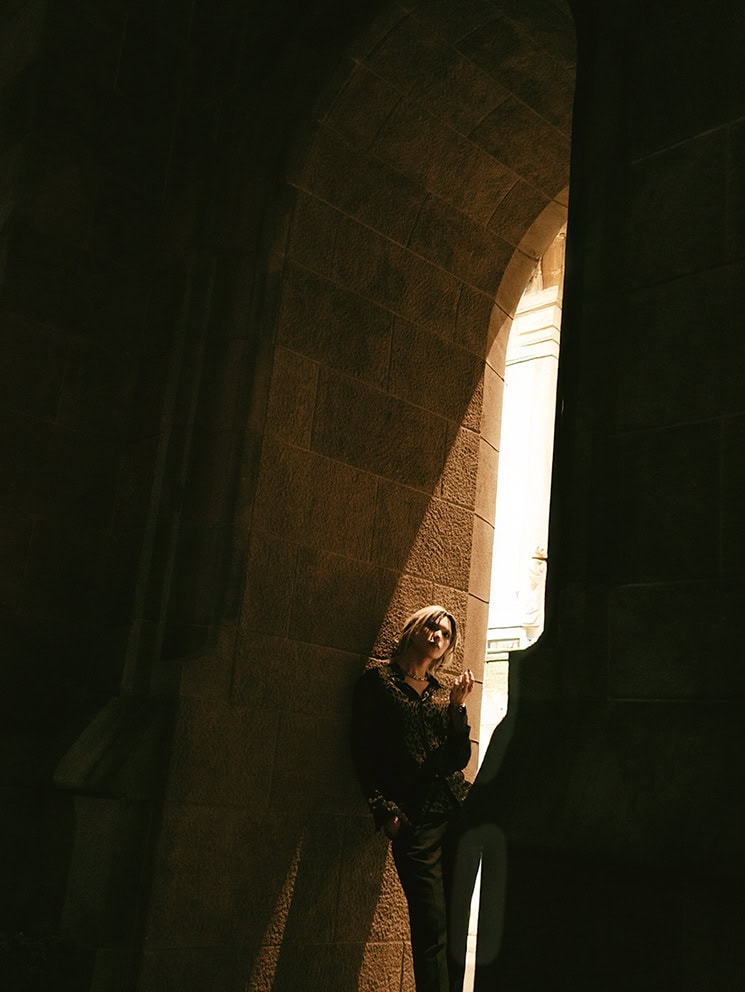 「自分の魅力は摩訶不思議さ」Zutti（ズッチ）が語る“人の常識を超えていく”表現哲学と、妥協しない仕事へのストイックなこだわり