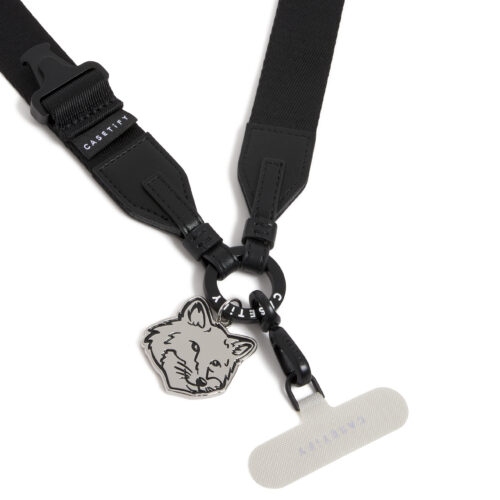 その他、MagSafe ウォレット、グリップスタンド、カードホルダースタンド、ステッカーなど、CASETiFY STUDiO 実店舗限定販売アイテムも展開。