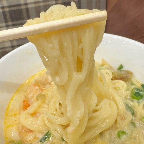 濃厚で麺にもよく絡む！