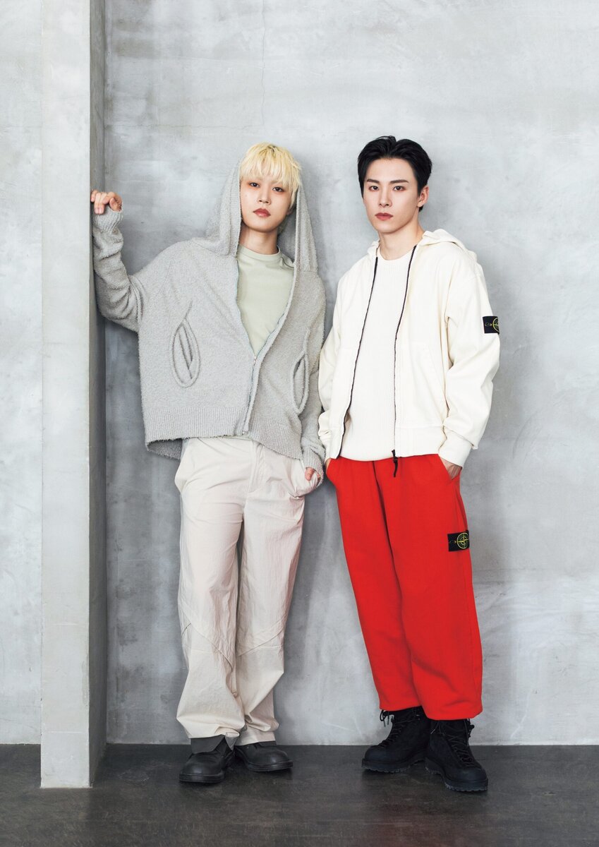 木全翔也 × JEONGLI、
川西拓実 ×STONE ISLAND