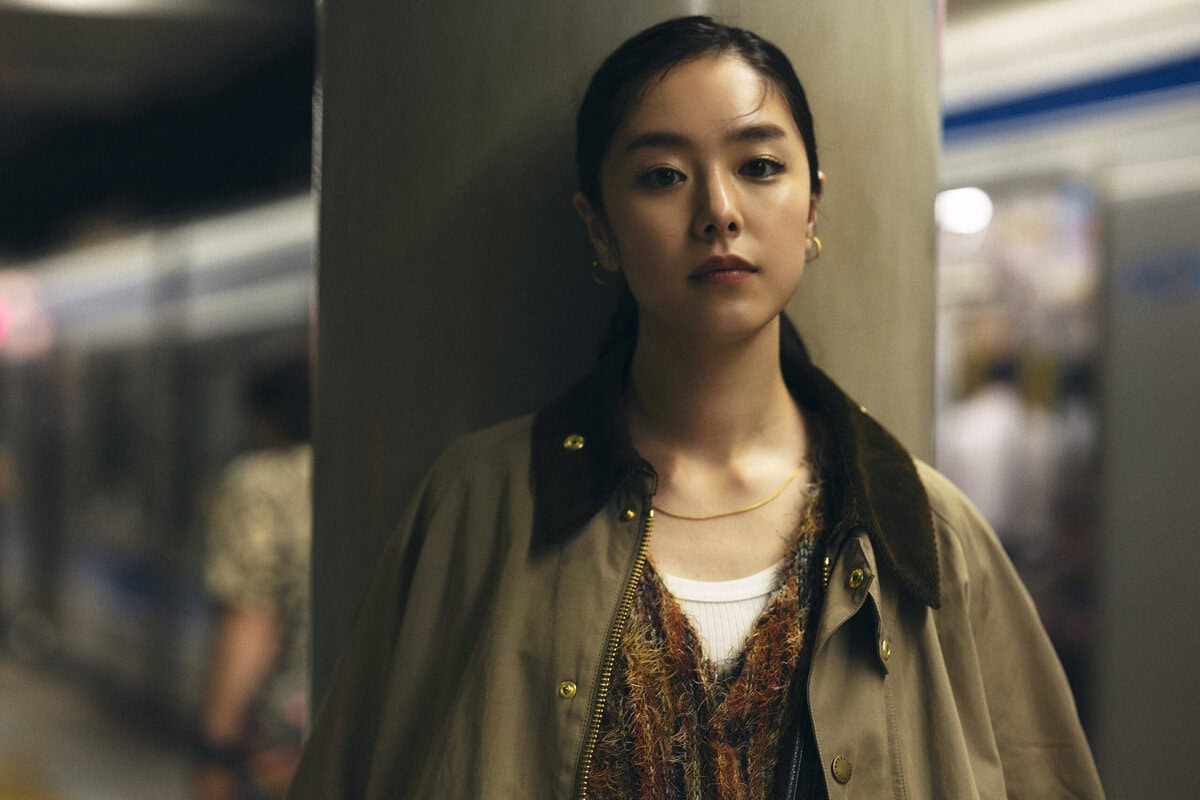 この秋冬シーズンではBarbourとFREAK'S STOREによる注目の別注シリーズが引き続き展開中。BEDALEやBORROWDALEなど人気モデルは継続しつつ、裾が絞れる仕様になった新型TRANSPORT BLOUSONが登場。