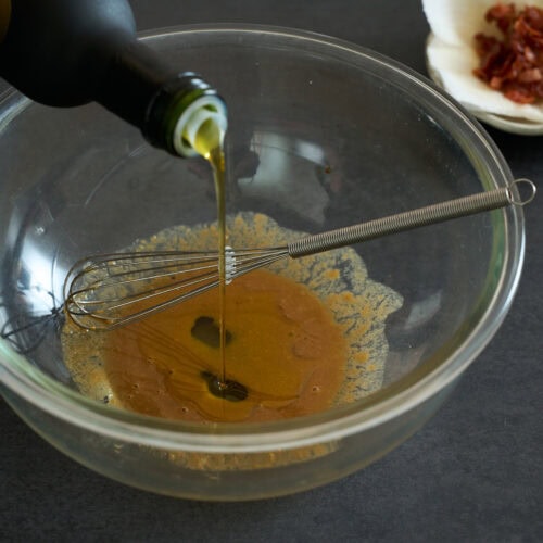 とろとろなすとカリカリベーコンのサラダの作り方