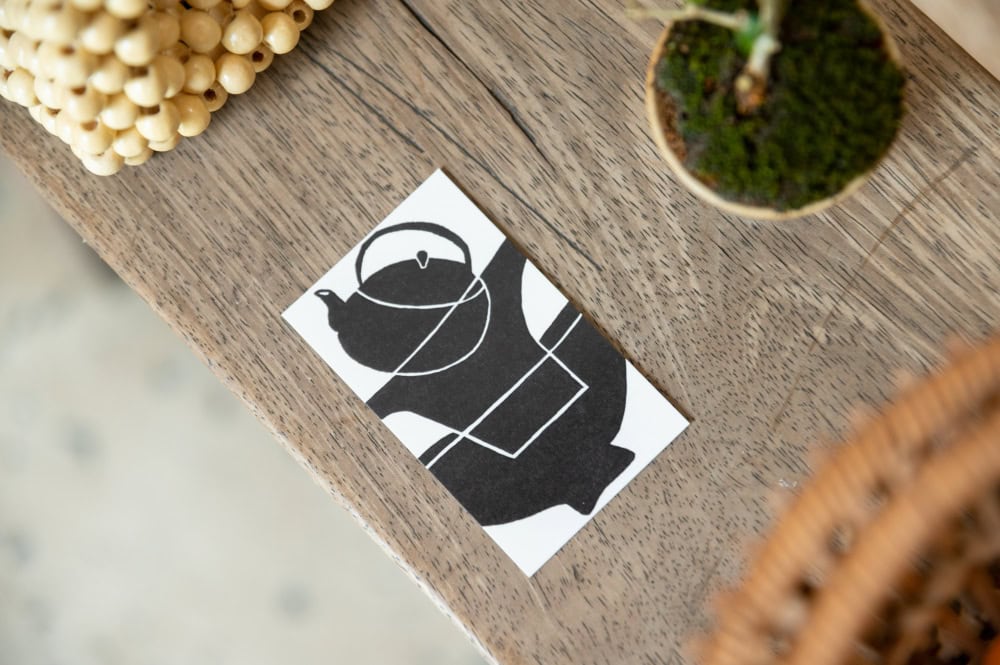 ベトナム・ホーチミン発のセレクトショップ「ohi ohi shop」のショップカード