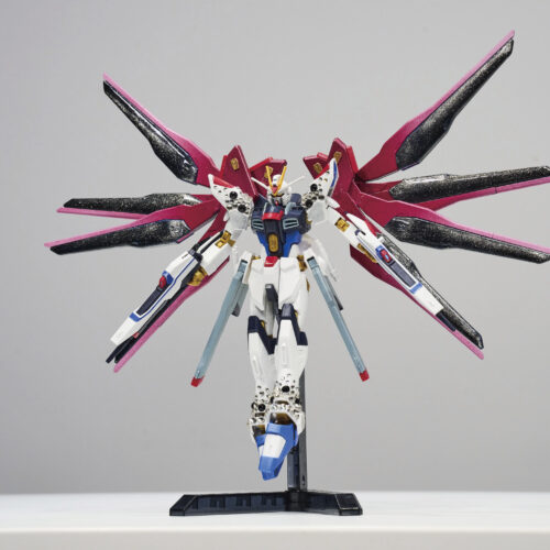 LINKL PLANETの鈴木華凜がビルドしたガンプラ　HGCE 1/144 ストライクフリーダムガンダム