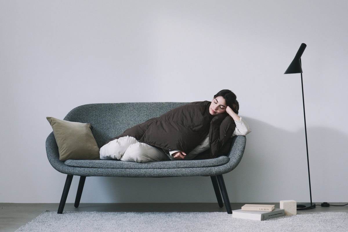 ブランケット ¥9,900／H105×W143（Cushion：23×45）