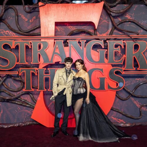 「自分の子供時代の一部も置き去りに…」 エル役ミリー＆ウィル役ノアが語る『ストレンジャー・シングス』最終章への“言葉にできない思い”と感動のクランクアップ【インタビュー前編】