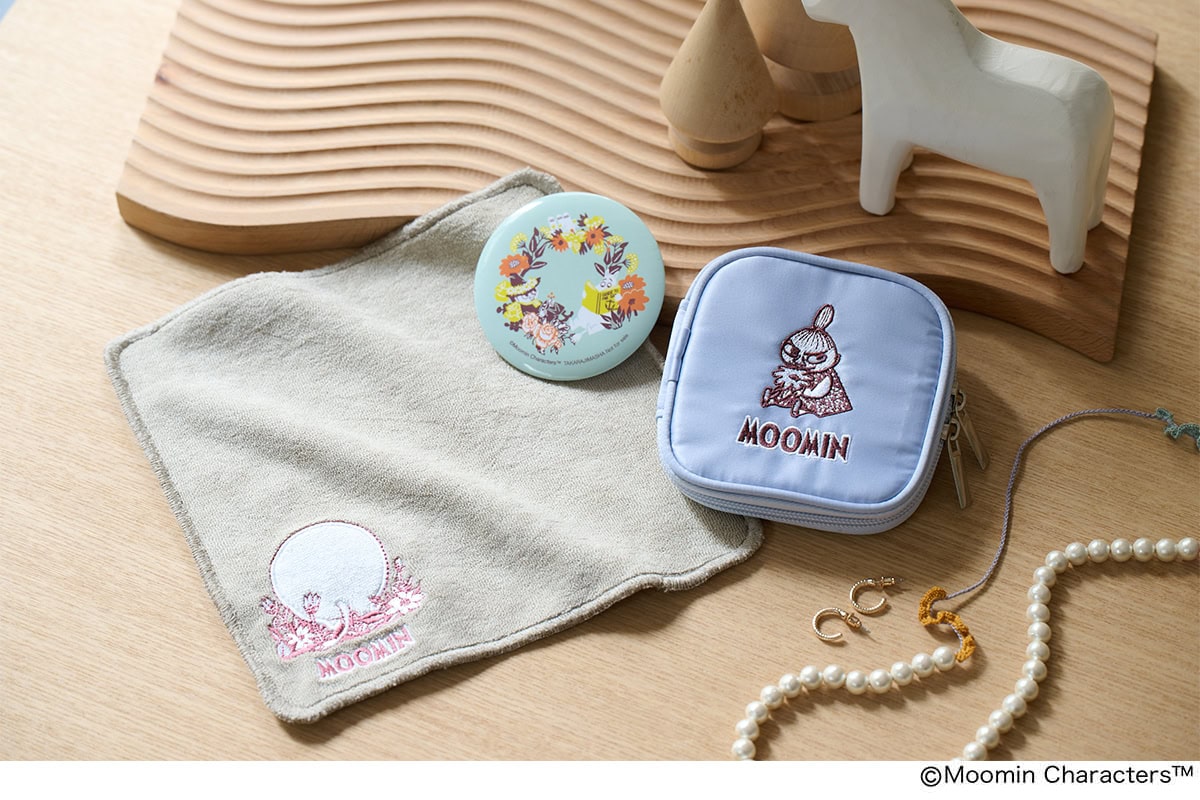 リンネル12月号は「刺しゅうがかわいい 豪華おでかけ3点セット」が付録