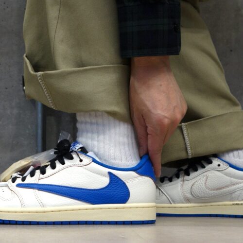 Travis Scott × fragment design × Nike（トラヴィススコット × フラグメントデザイン × ナイキ）のエアジョーダン1 ロー OG 