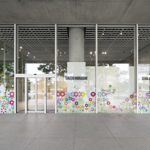 韓国ソウルで開かれた村上隆の個展「Seoul, Kawaii Summer Vacation」