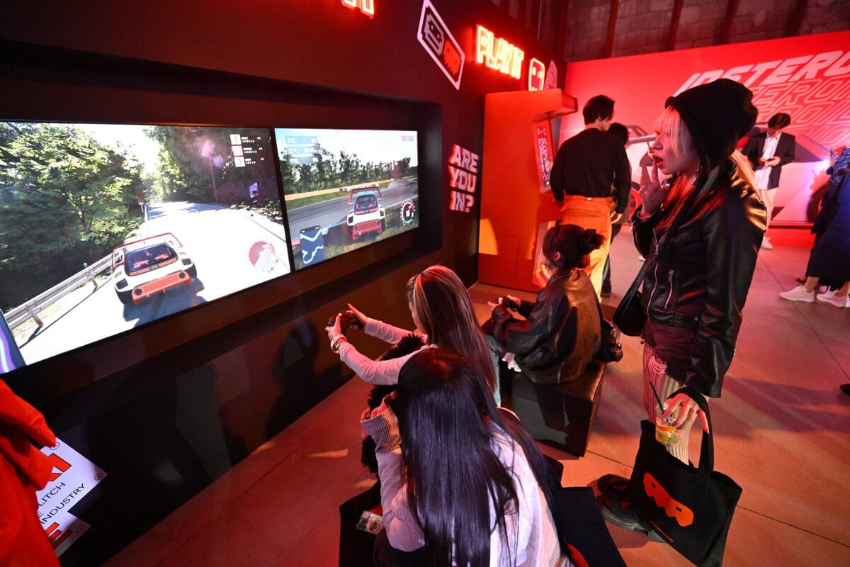 ゲームコーナーやプリクラを思わせるフォトブースも