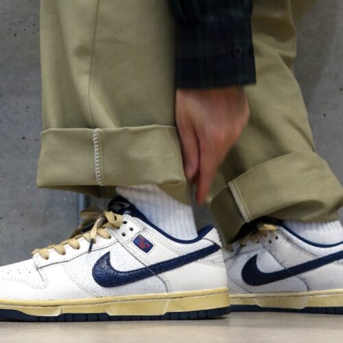 Stranger Things × Nike（ストレンジャー・シングス × ナイキ）のダンク ロー “ファントム/ミッドナイト ネイビー”