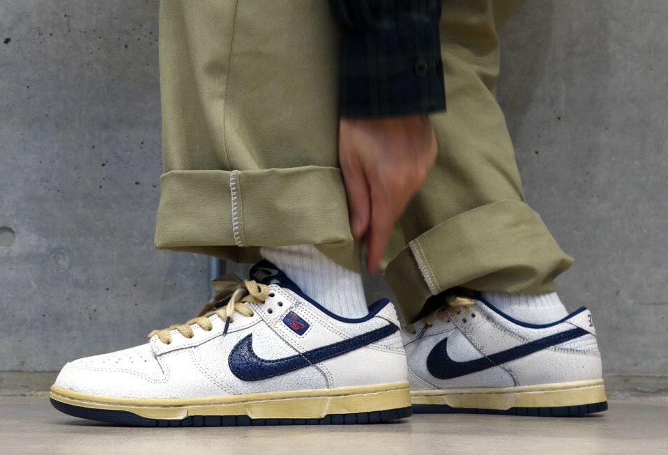 Stranger Things × Nike（ストレンジャー・シングス × ナイキ）のダンク ロー “ファントム/ミッドナイト ネイビー”