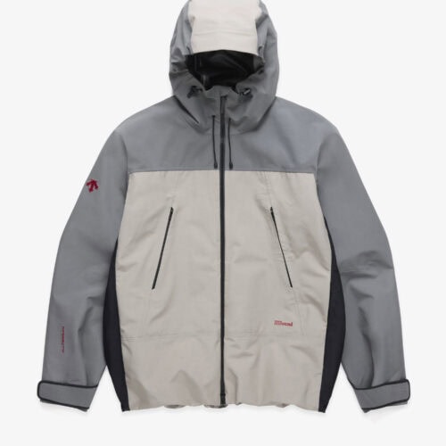 DESCENTE ALLTERRAIN x JJJJound Hardshell Jacket ¥110,000