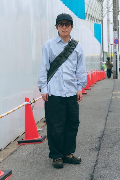 【スナップ】「フラッと気軽に」なんて時の強い味方・ユニクロは“シルエットと小物選び”で差を付ける