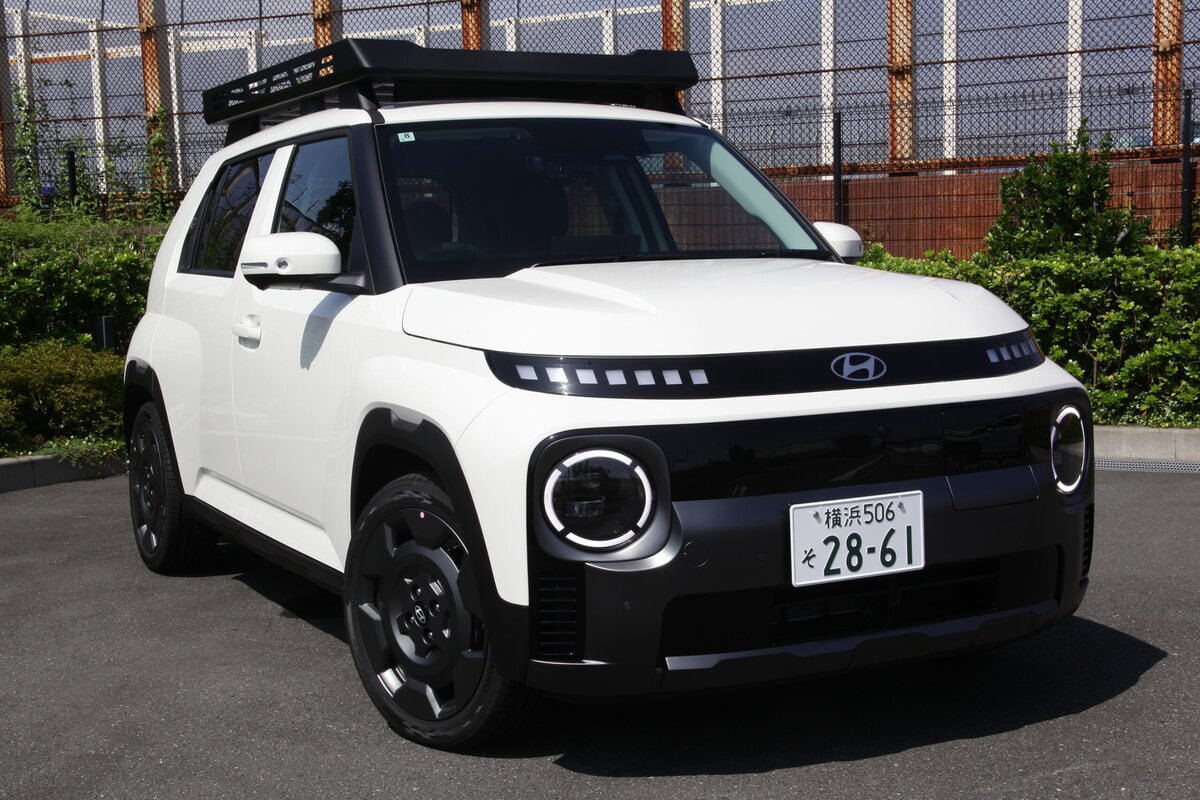 この夏に新たに追加された「インスタークロス」はアウトドアに映えそうなデザイン