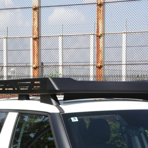 300㎏まで積載可能な専用ルーフキャリアを装着