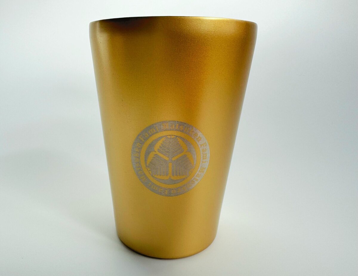 いつもの飲み物がワンランクアップするオリジナルタンブラー