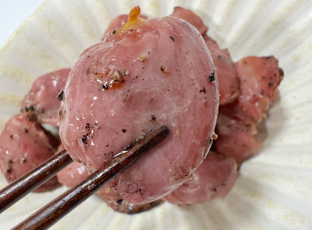 ぷりぷりの砂肝の食感と、香ばしい風味、ちょうど良い塩梅の塩味のバランスが最高！