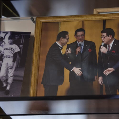 ともに星野仙一とは大学時代からの盟友であった田淵はヘッド兼打撃コーチとして、山本浩二は守備走塁コーチとして星野を支えた。