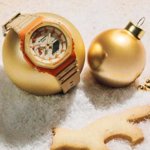 メゾン キツネ仕様のG-SHOCKが神々しい！ 人気モデル「GA-2110」がFoxエンブレムとパリの夕焼けカラーを纏い、限定コレクションとして登場