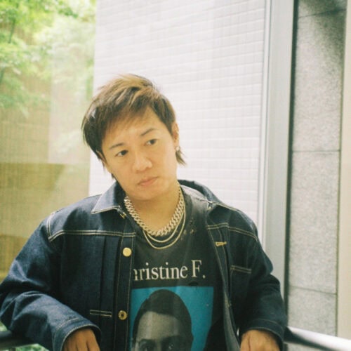 記録映画『UVERworld THE MOVIE: 25 to EPIPHANY』が公開となったUVERworldの克哉