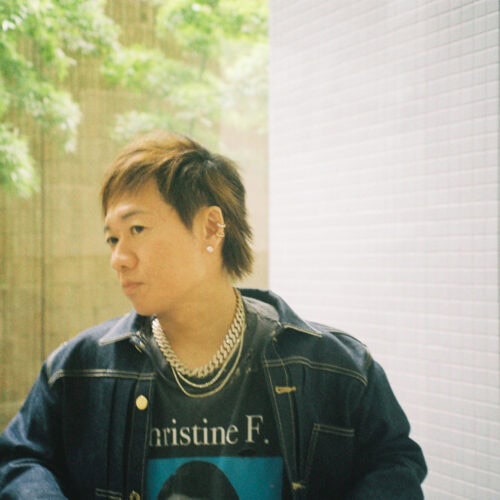 記録映画『UVERworld THE MOVIE: 25 to EPIPHANY』が公開となったUVERworldの克哉